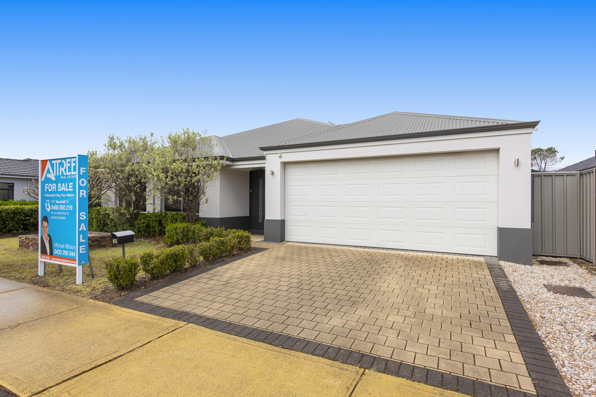 10 Mansfield Way, Piara Waters WA 6112