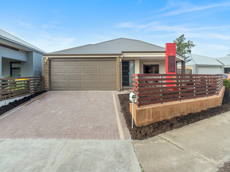 8 Bosbaan Place, Champion Lakes WA 6111
