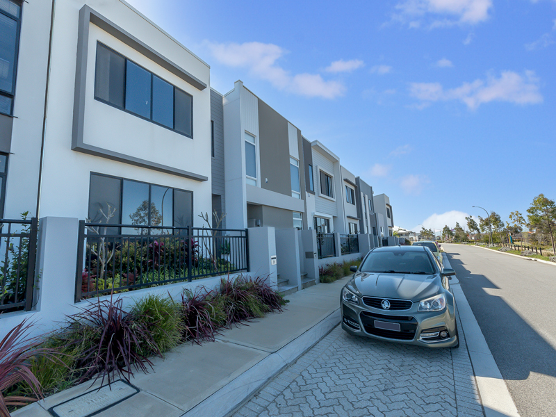 Listing image for 25 Livorno Boulevard, Piara Waters  WA  6112