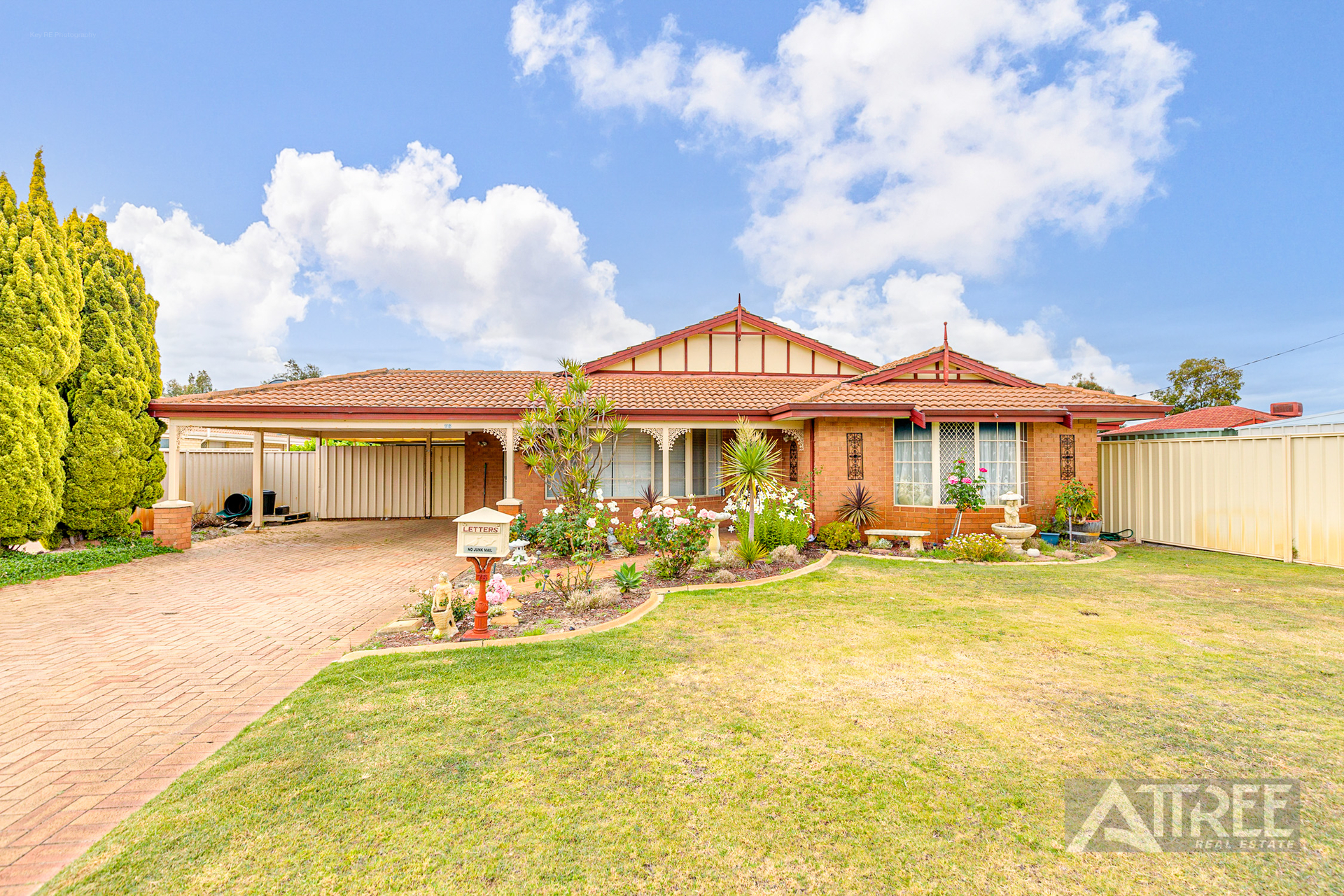 Listing image for 76 McLean Road, Canning Vale  WA  6155
