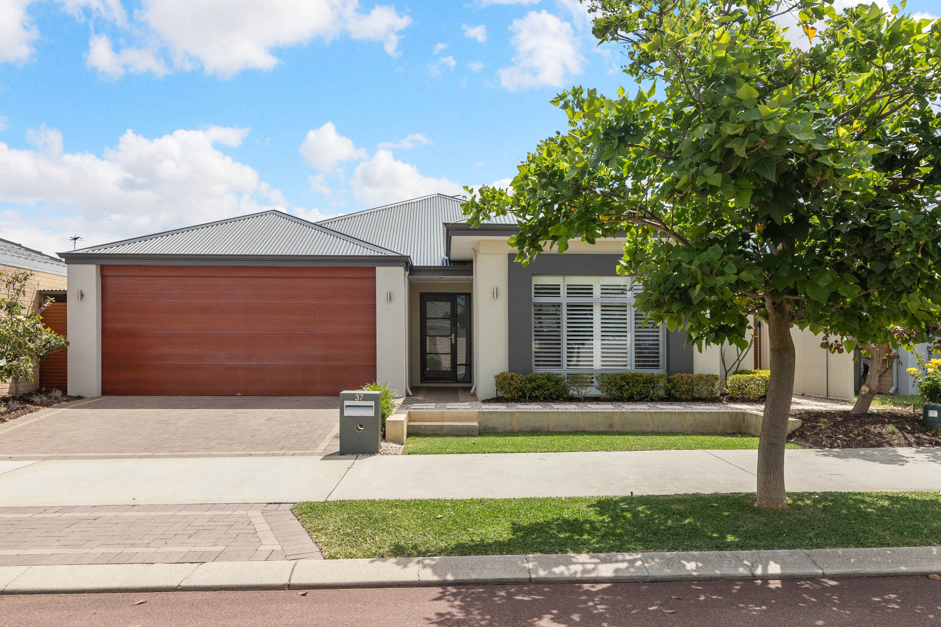 37 Fernhill Promenade, Harrisdale WA 6112