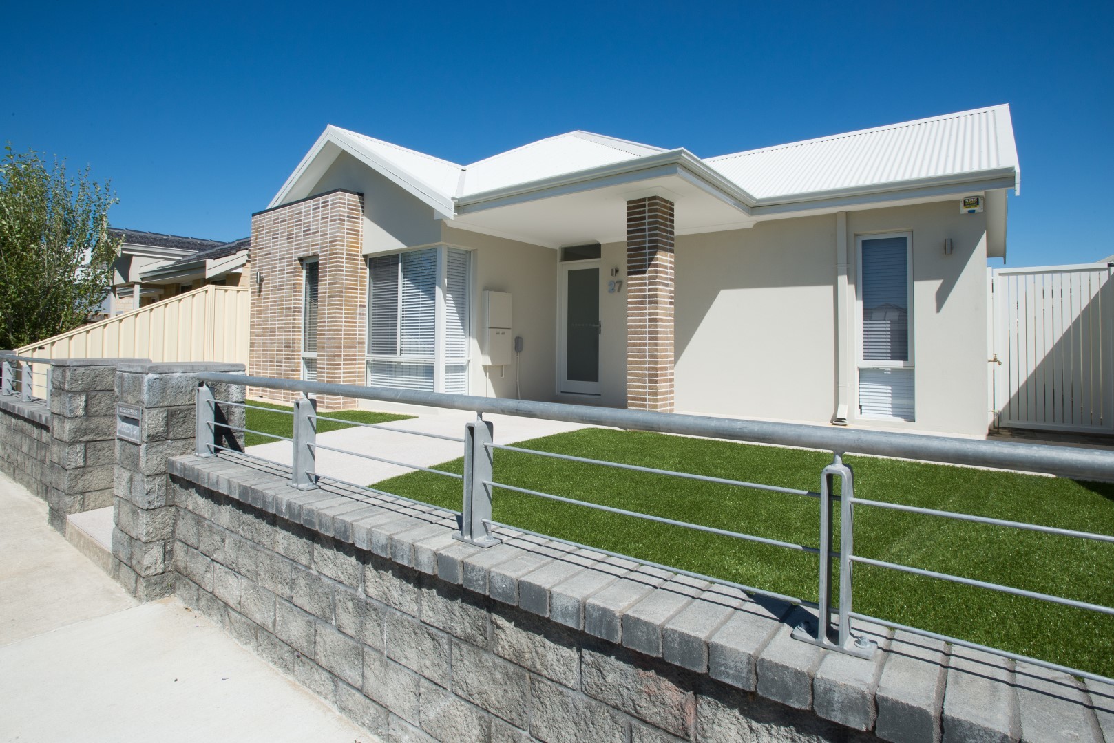 Listing image for 27 Cambridge Promenade, Canning Vale  WA  6155