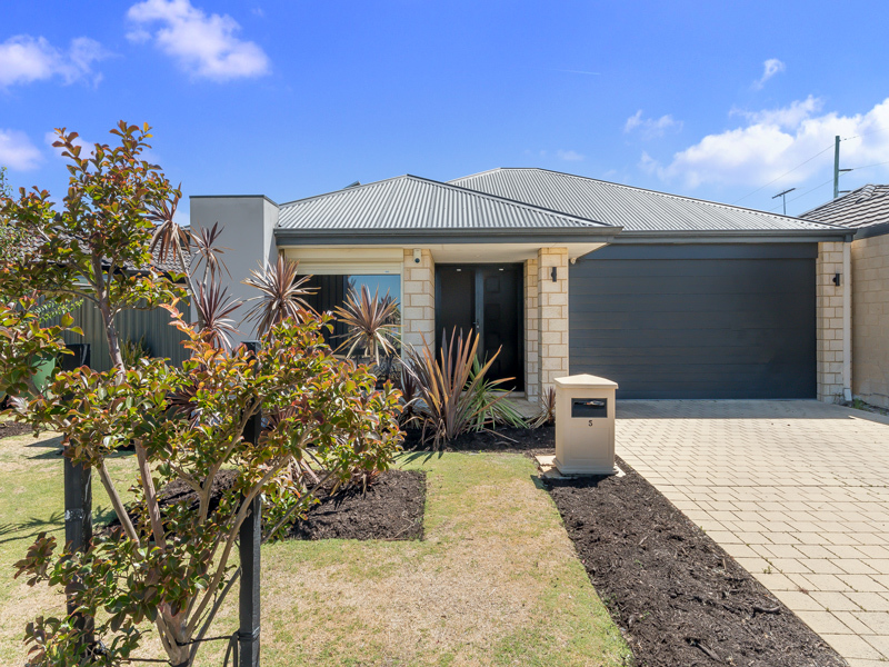 5 Sheaf Way, Harrisdale WA 6112