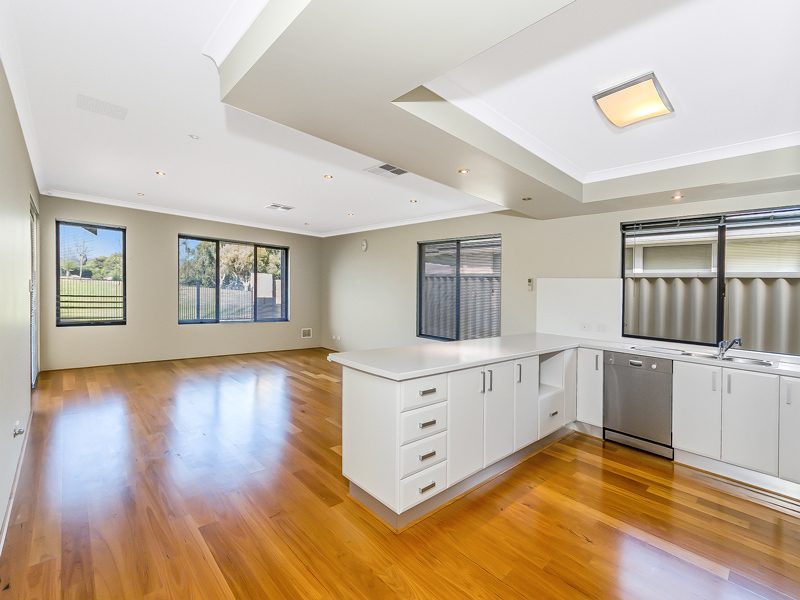 Listing image for 5 Linkwater Pass, Southern River  WA  6110