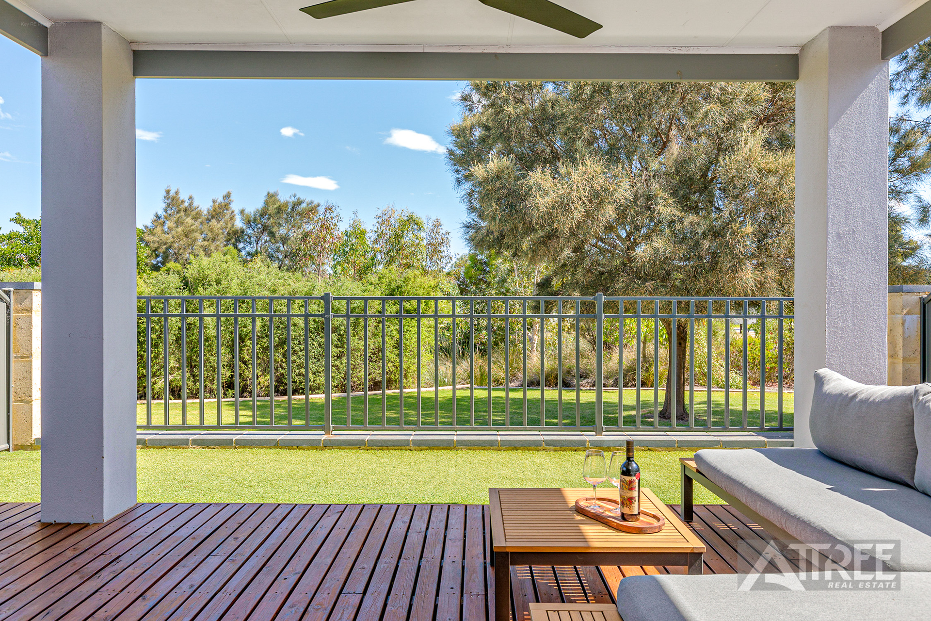 6 Oakbella Parade, Harrisdale WA 6112