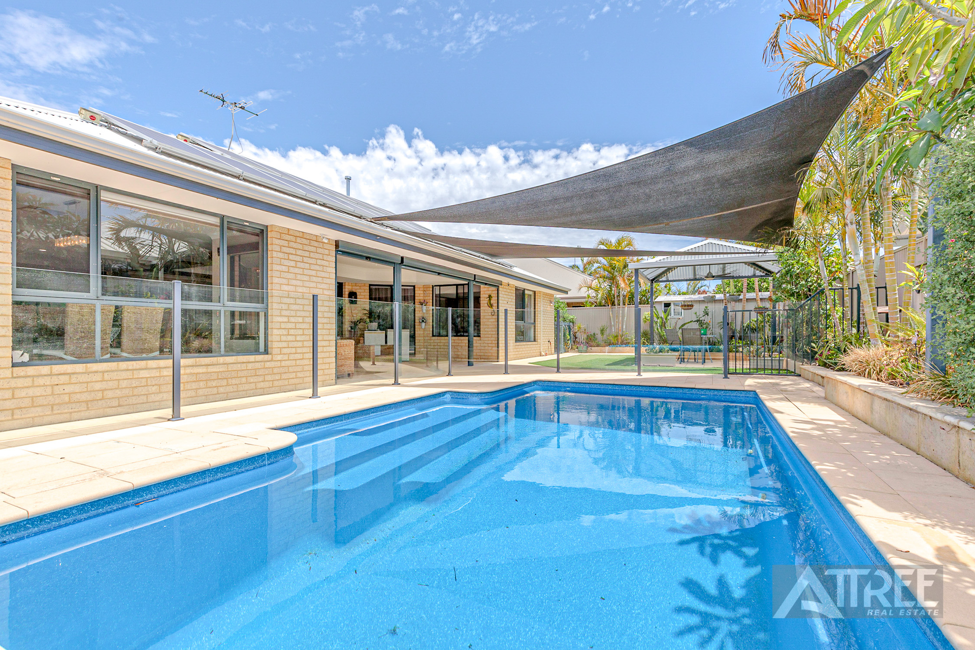 Listing image for 15 Waterview Parade, Southern River  WA  6110
