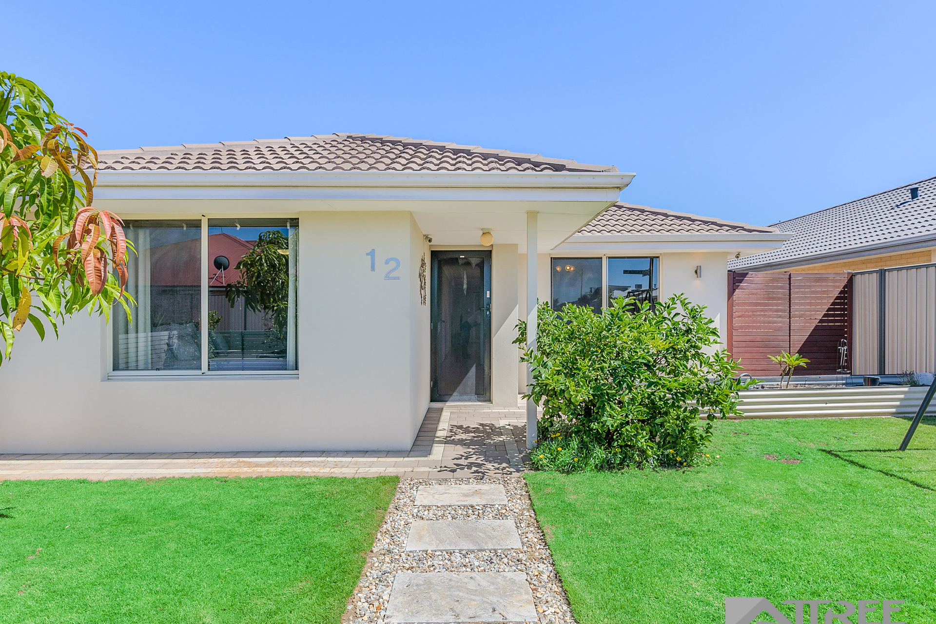 12 Padua Road, Piara Waters WA 6112