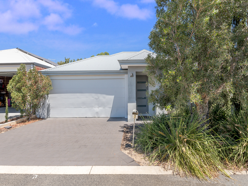 7 Gleeson Way, Harrisdale WA 6112