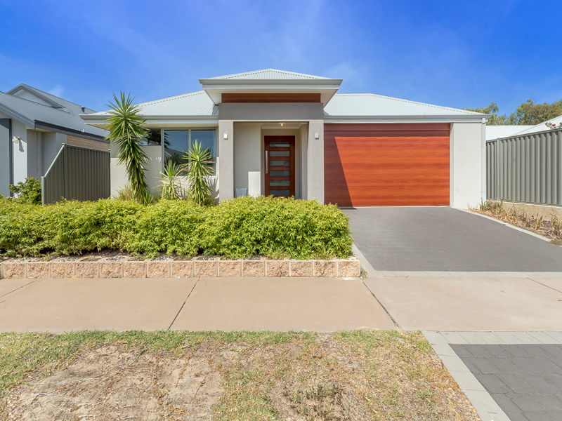 Listing image for 11 Richards Street, Byford  WA  6122