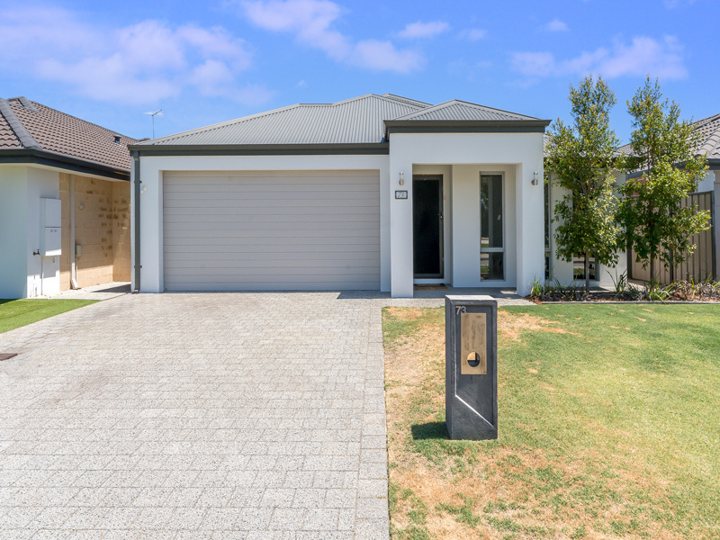73 Monticello Parkway, Piara Waters WA 6112