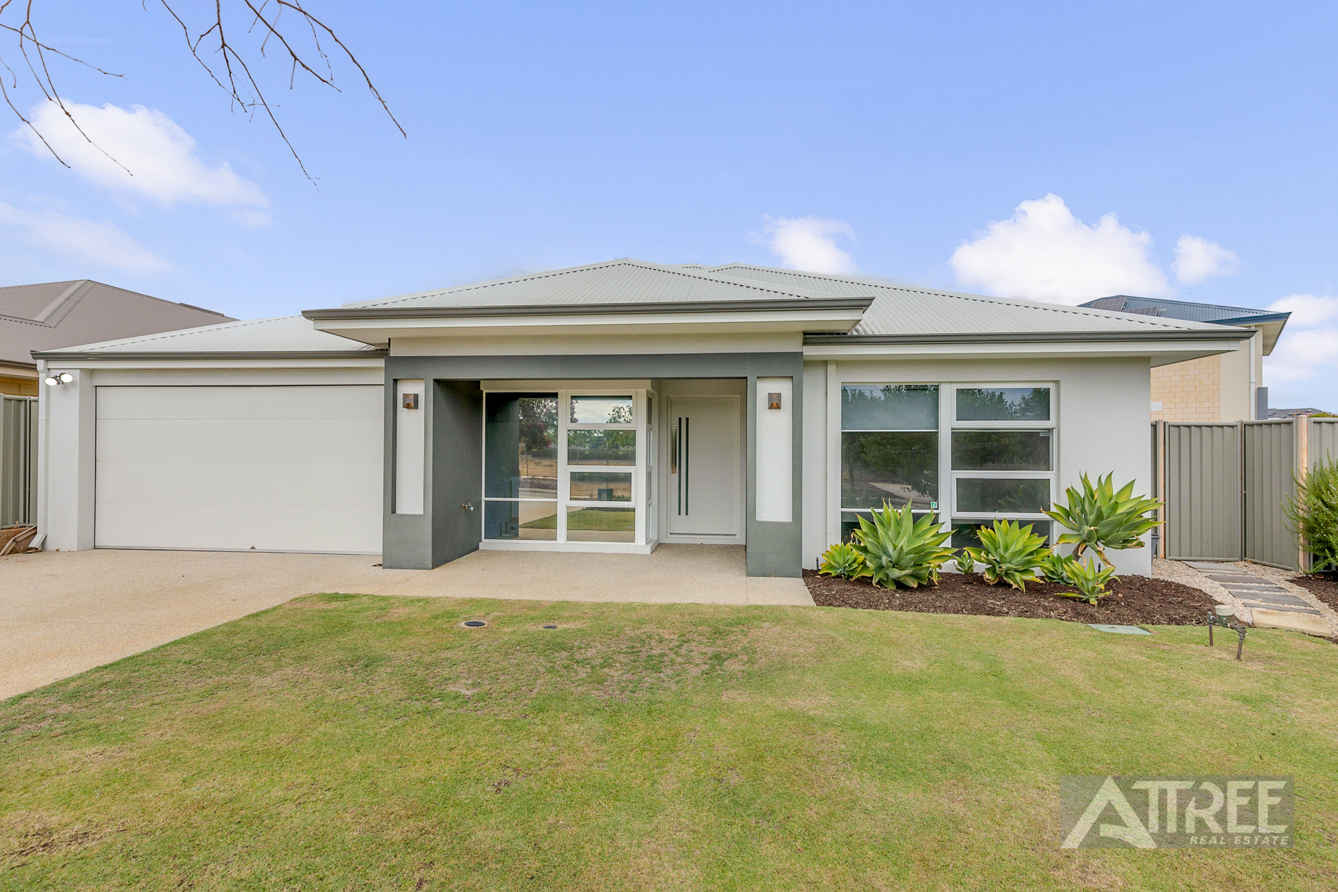 2 Litoria Drive, Wandi WA 6167