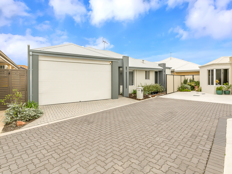 3/50 Middle Parkway, Canning Vale WA 6155