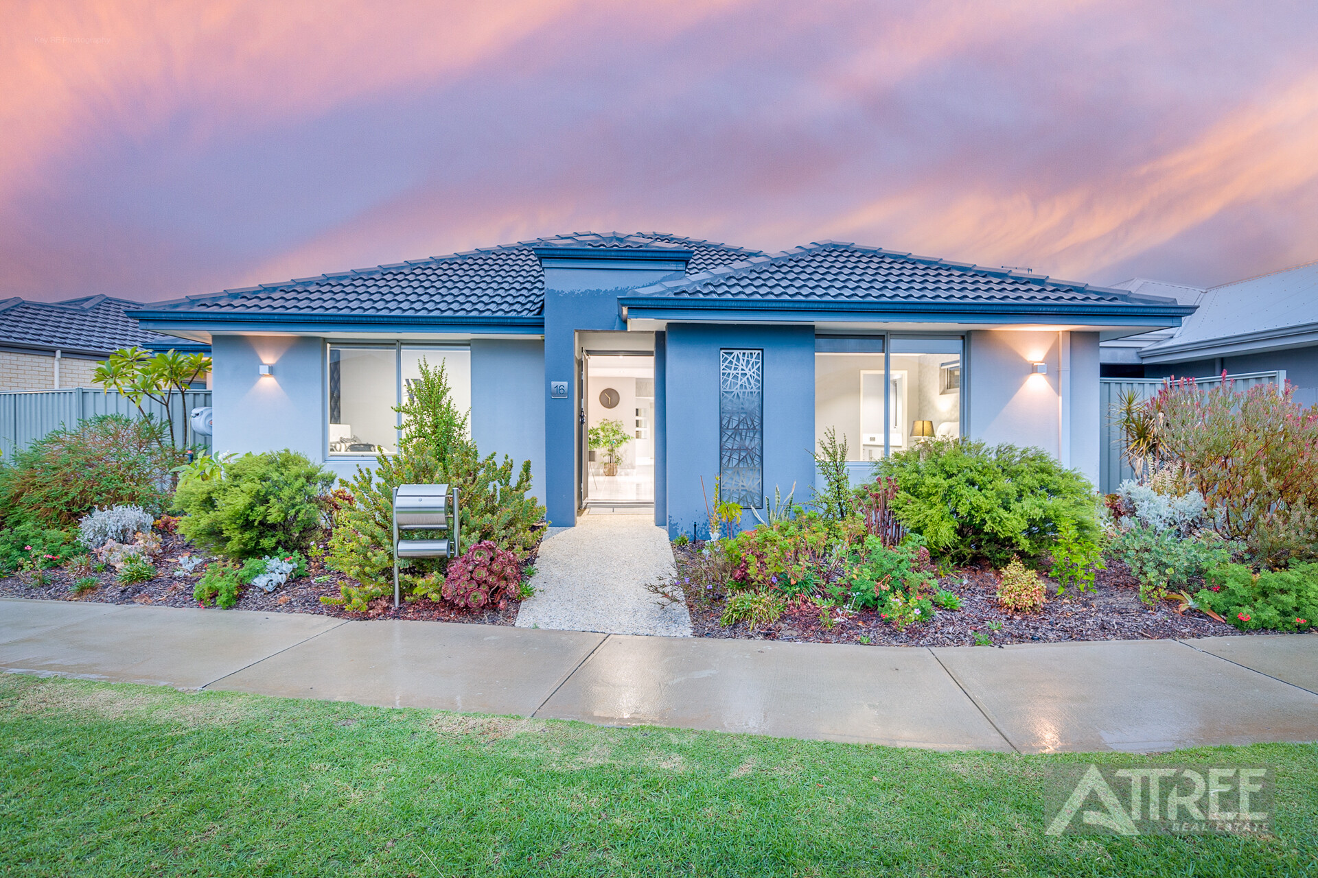 16 Wolfson Way, Piara Waters WA 6112