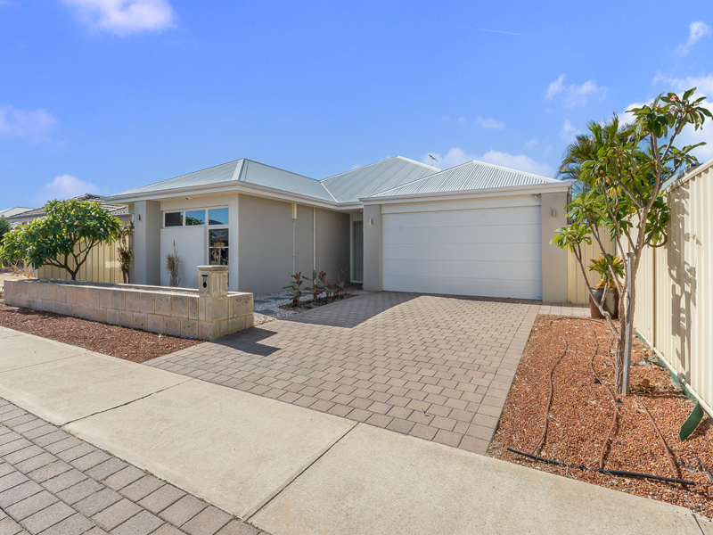 Listing image for 32 Bayonne Corner, Piara Waters  WA  6112