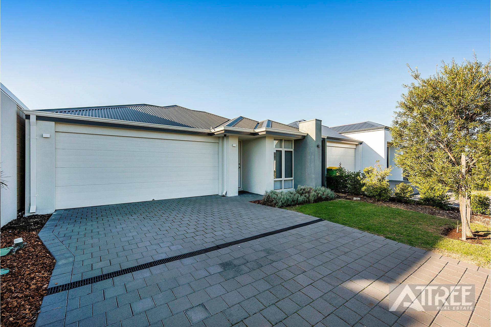 Listing image for 12 Halite Way, Treeby  WA  6164