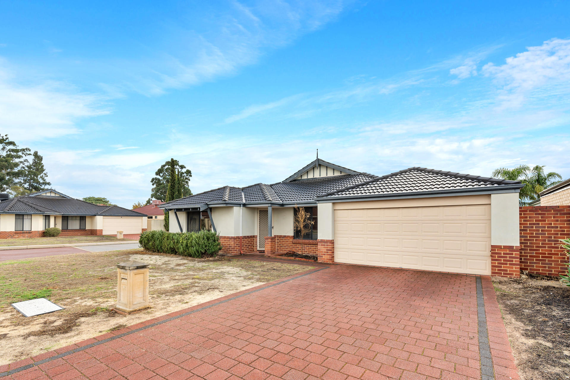27 Cannich Boulevard, Canning Vale WA 6155