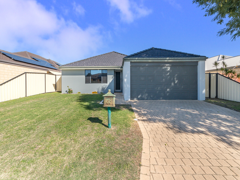 11 Kirkpatrick Court, Seville Grove WA 6112