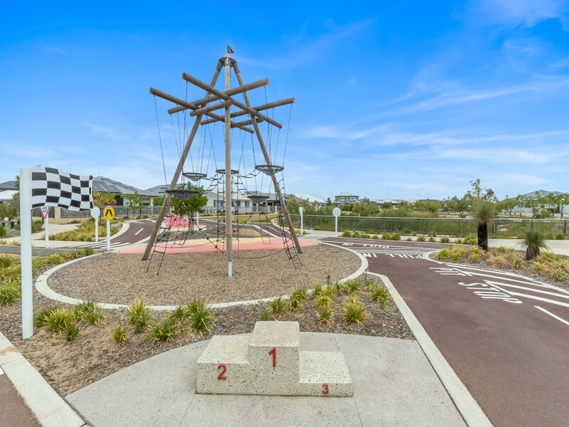 8 Morlup Road, Harrisdale WA 6112