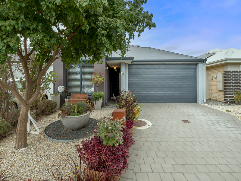 35 Stillwell Circuit, Hilbert WA 6112