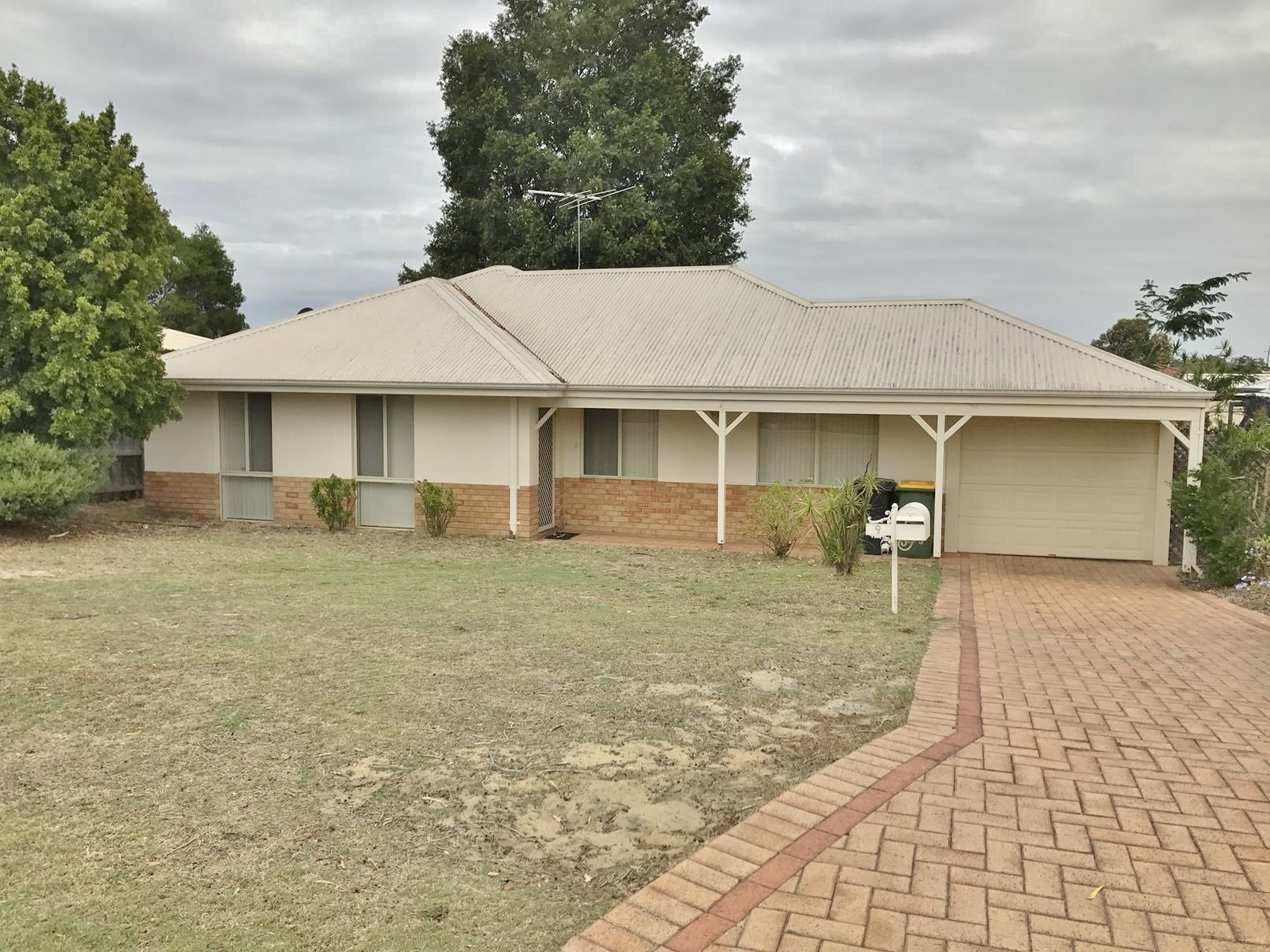 9 Digby Street, Gosnells WA 6110