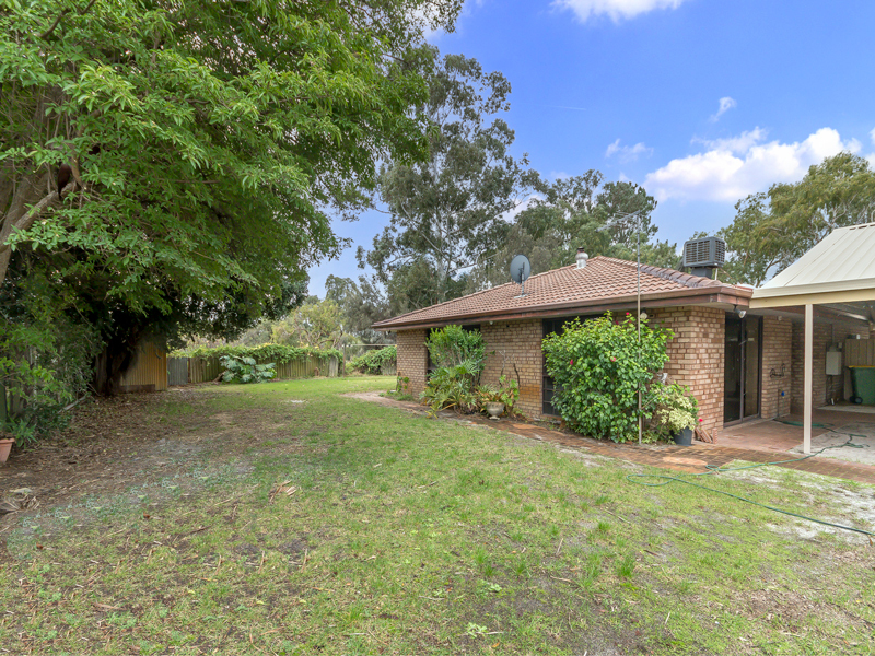 Listing image for 724 Warton Road, Treeby  WA  6164