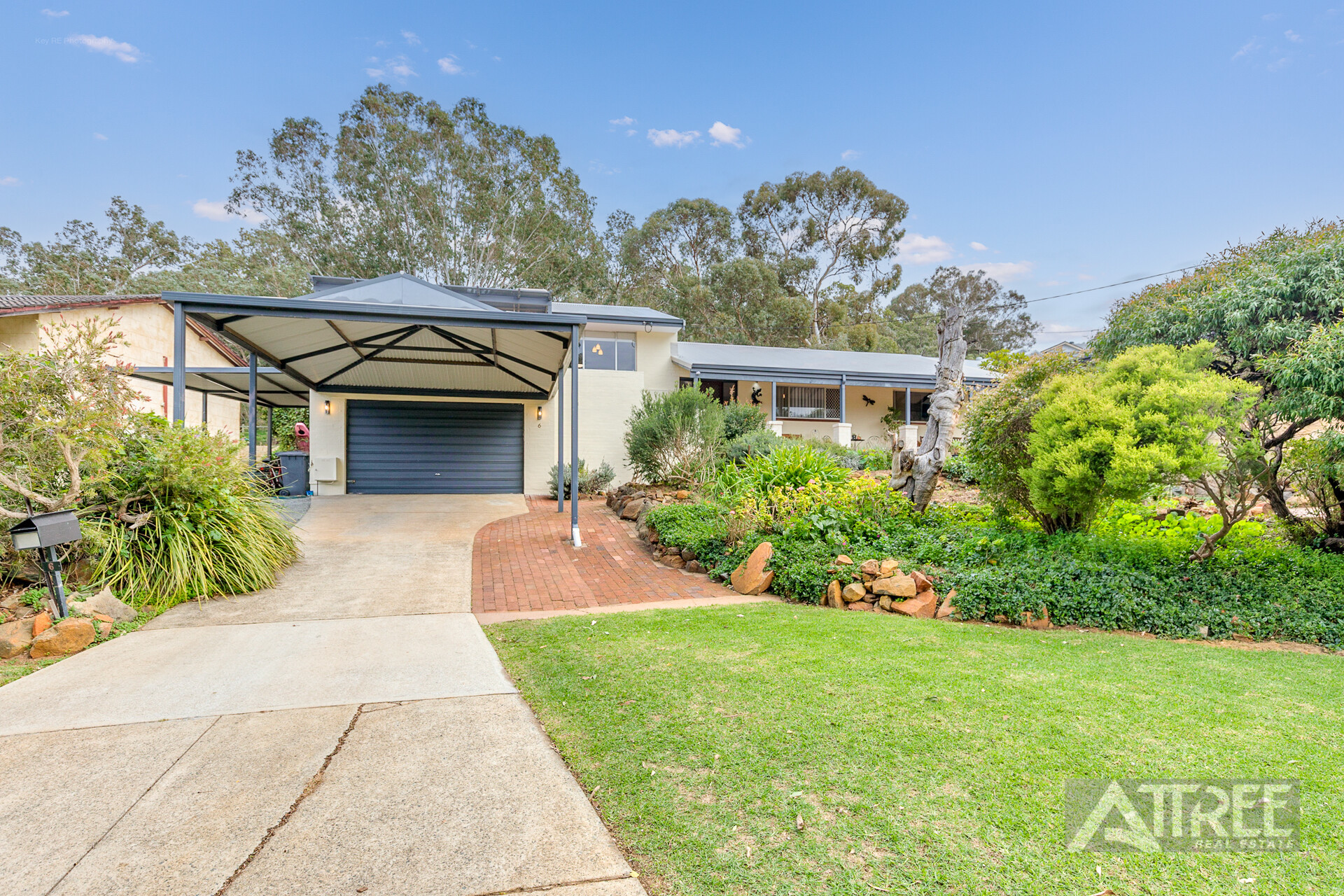 Listing image for 6 Greendale Place, Kelmscott  WA  6111