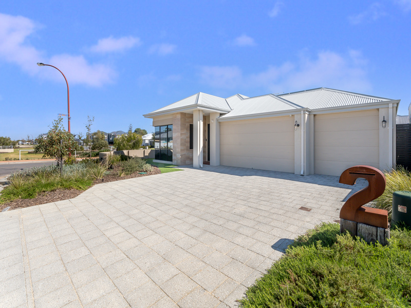 2 Portes Road, Southern River WA 6110