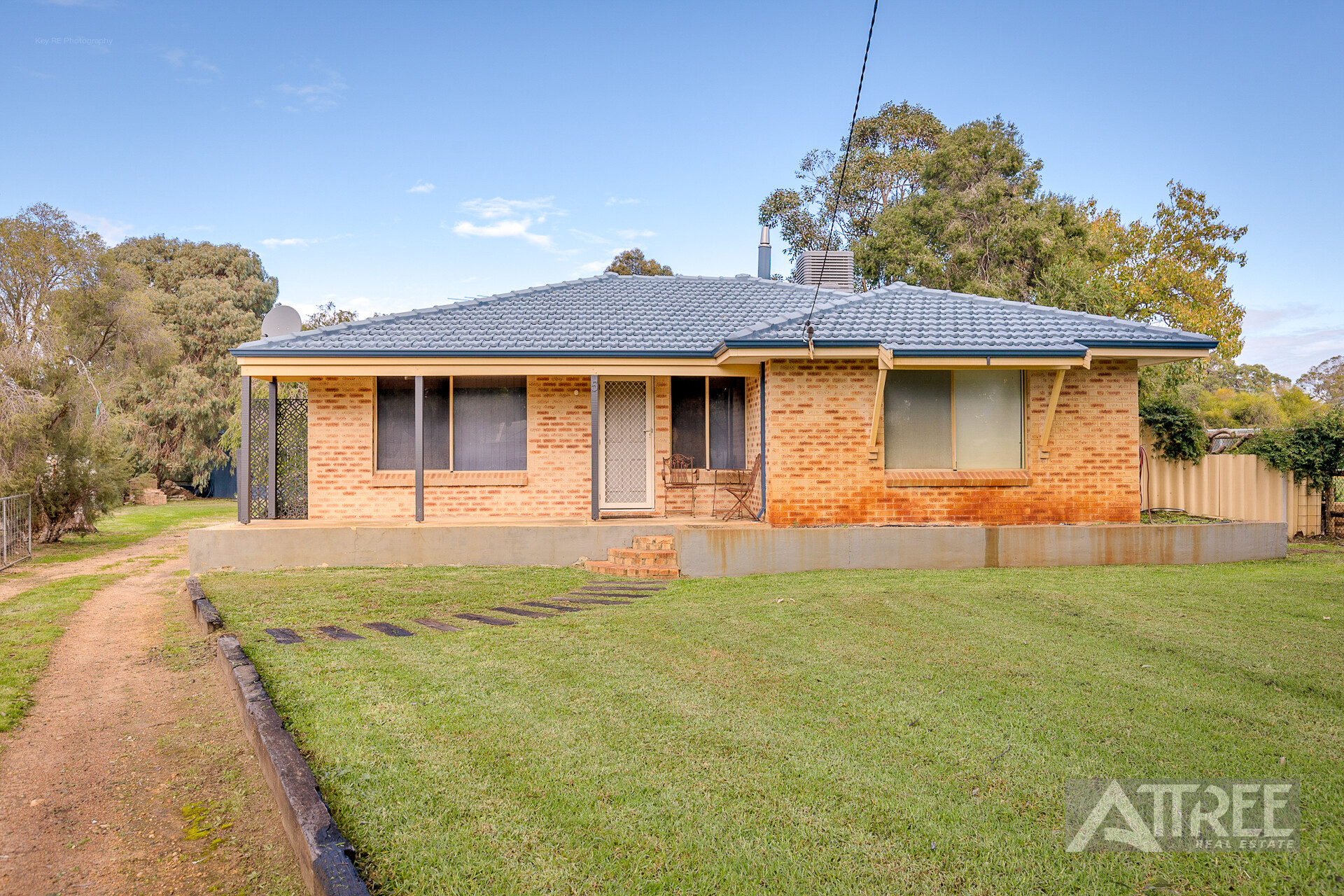 Listing image for 5 Blue Wren Close, Serpentine  WA  6125