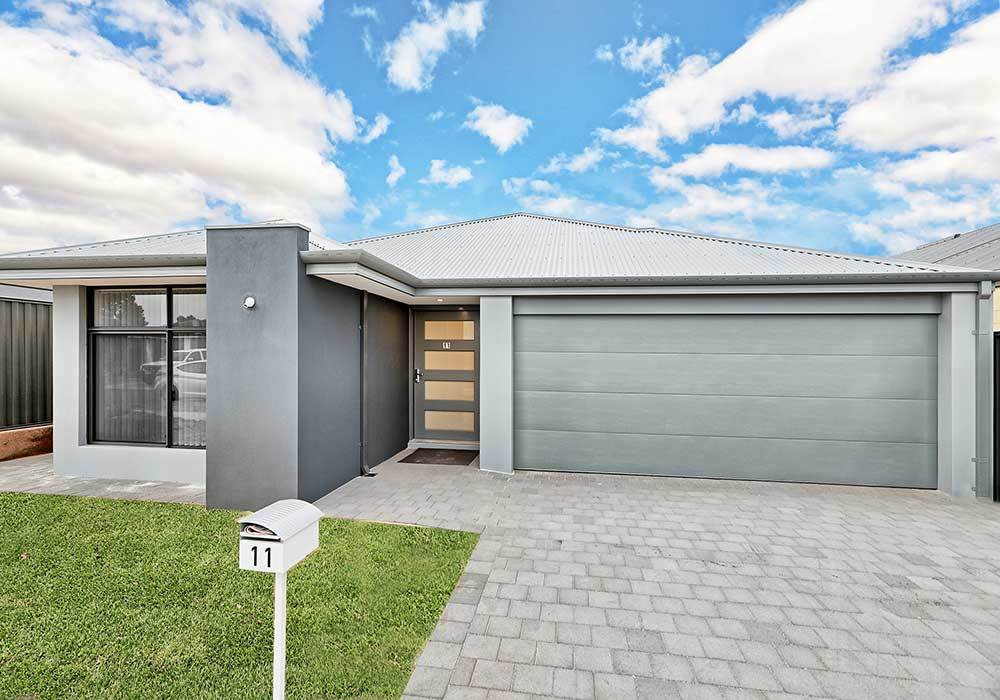 11 Hyacinth Drive, Piara Waters WA 6112