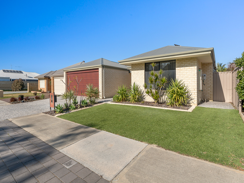 Listing image for 21 Chariot Turn, Harrisdale  WA  6112