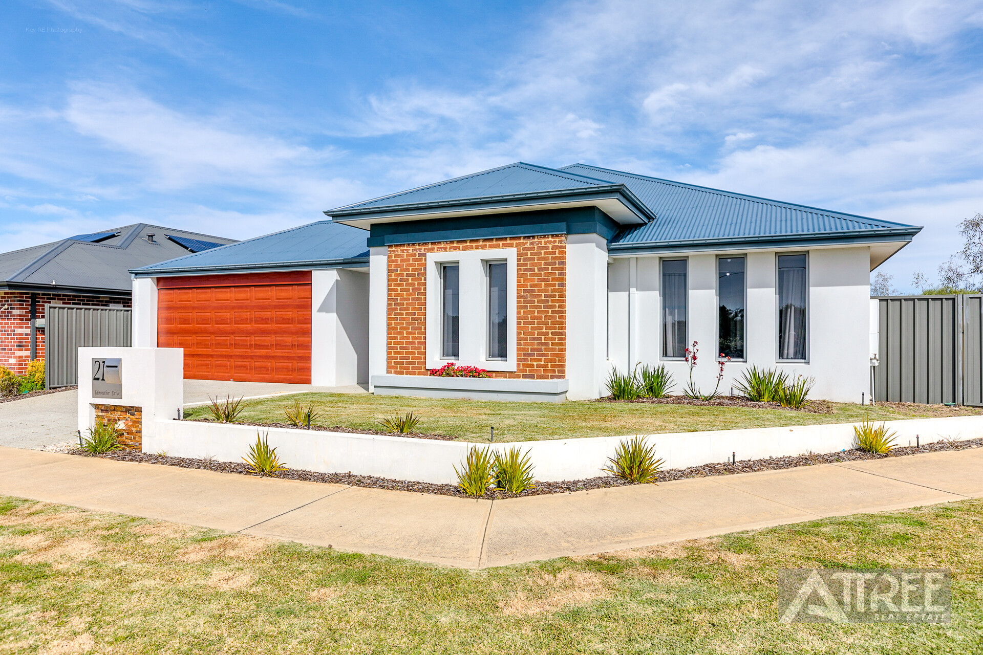 Listing image for 21 Fairweather Drive, Piara Waters  WA  6112