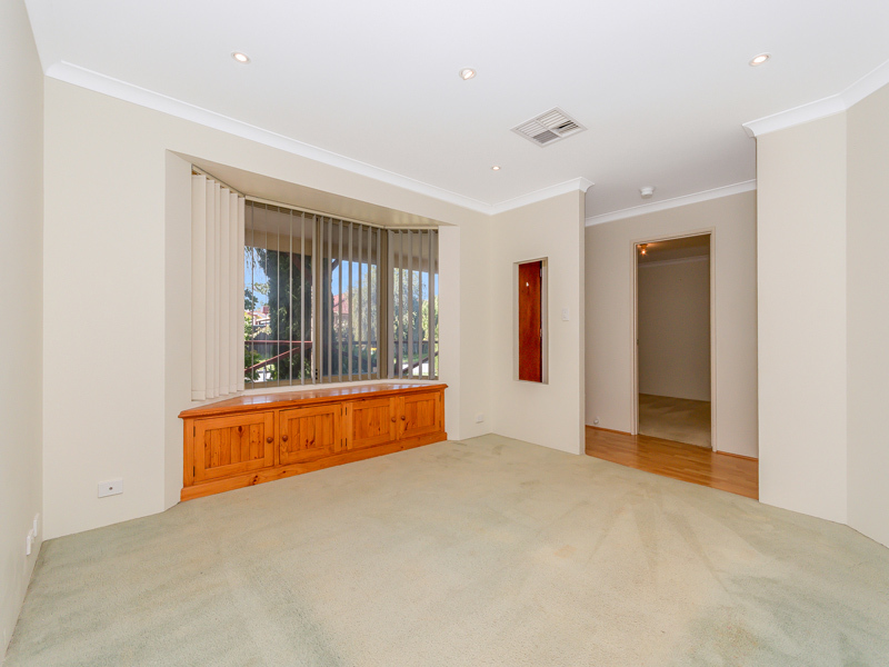 Listing image for 40 Mccubbin Loop, Seville Grove  WA  6112