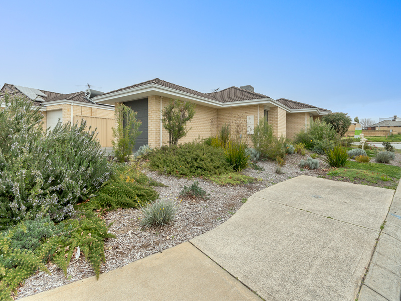 Listing image for 29 Kulin Pass, Canning Vale  WA  6155