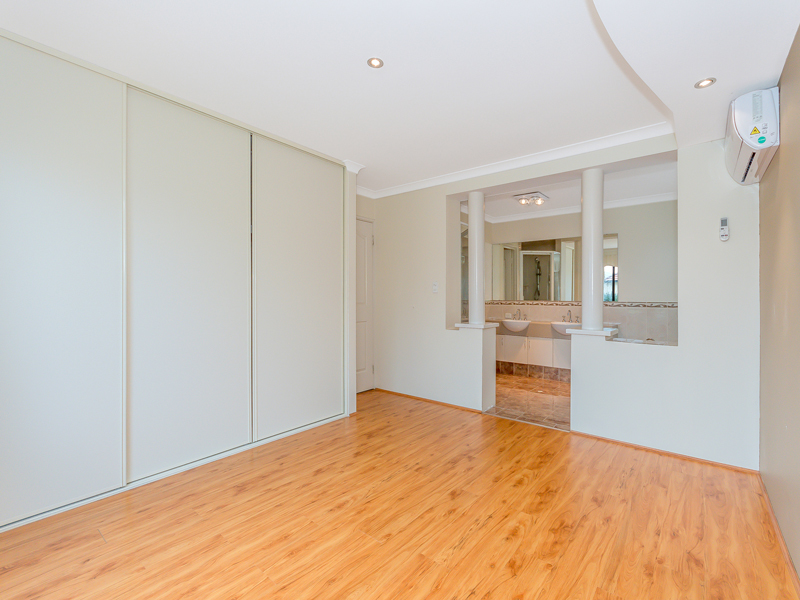 Listing image for 5 Tarn Drive, Canning Vale  WA  6155