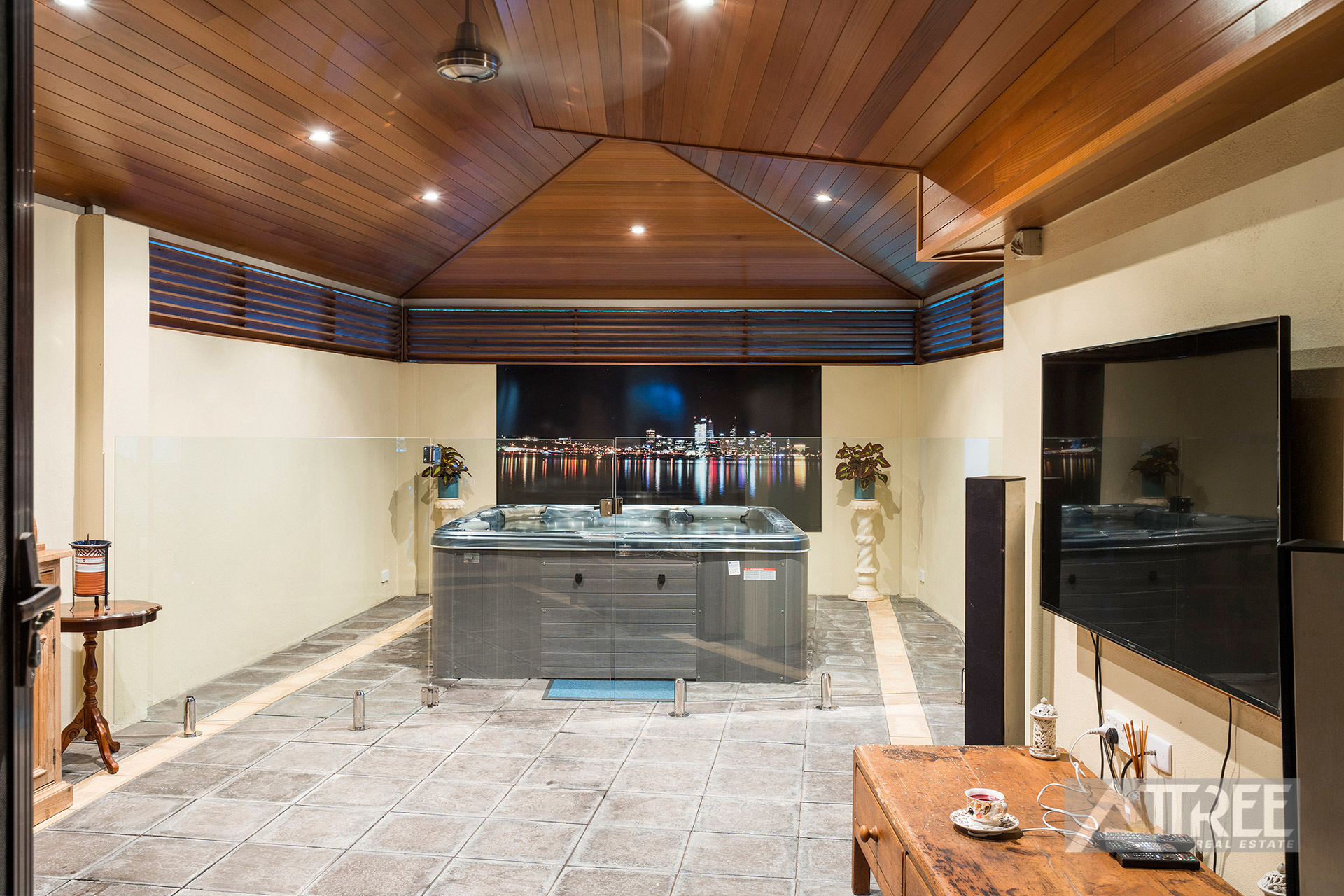 Listing image for 50 Mooring Crescent, Ocean Reef  WA  6027