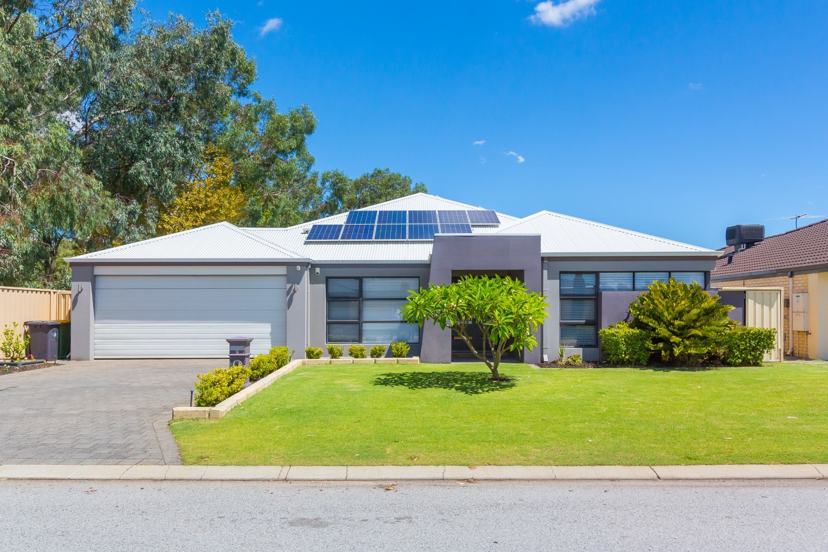 Listing image for 9 Dornoch Way, Canning Vale  WA  6155