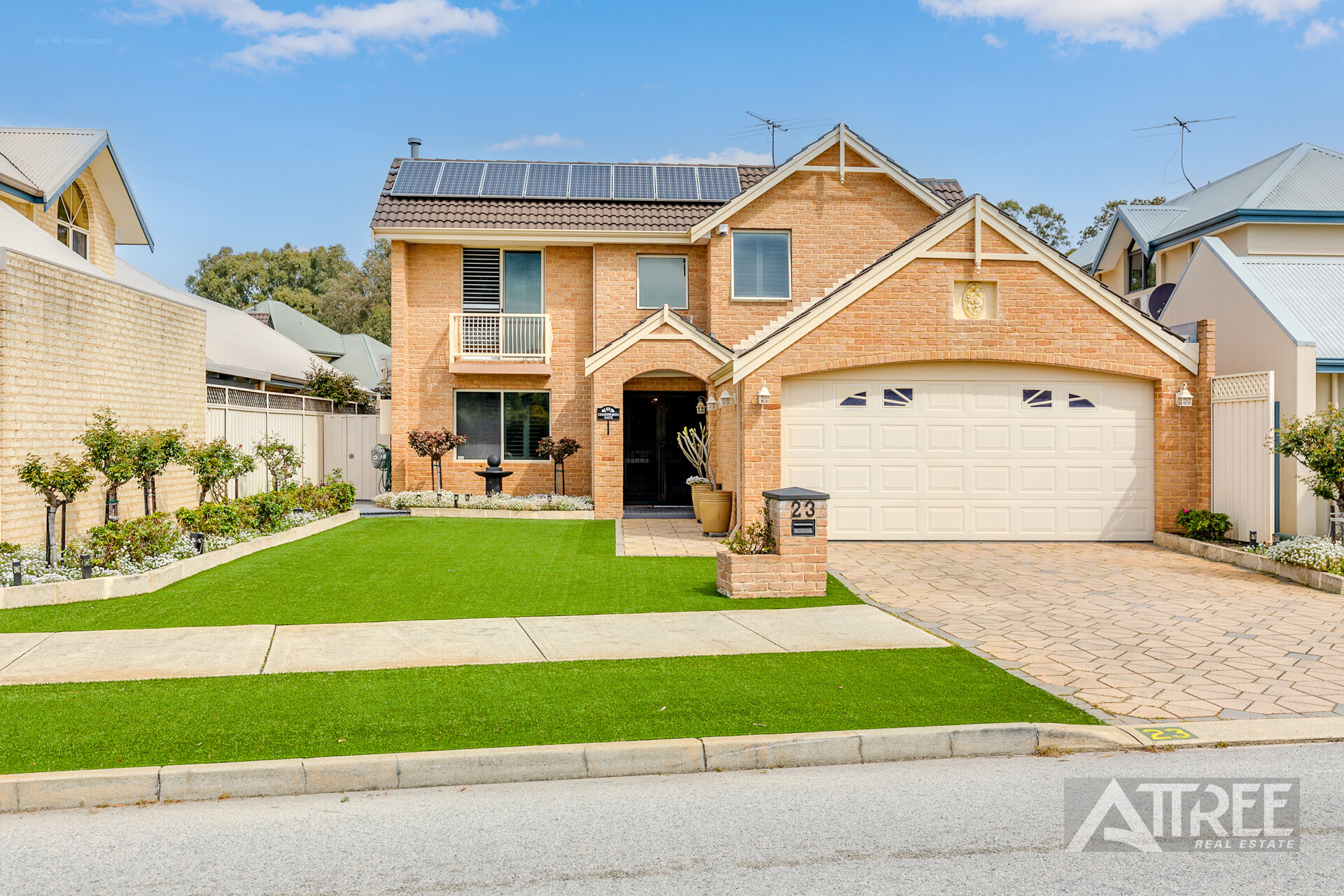 23 Chatsworth Gate, Canning Vale WA 6155