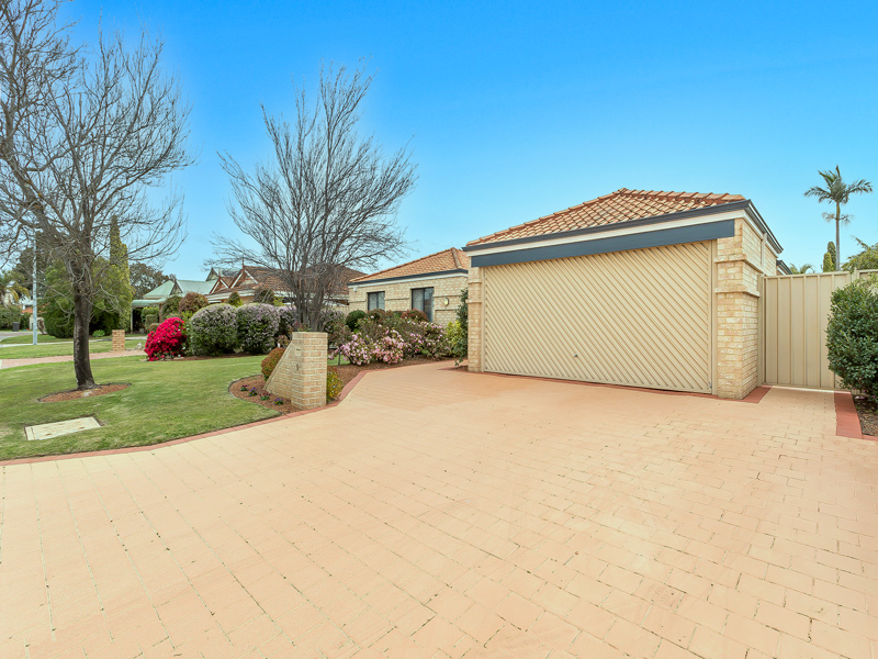 Listing image for 9 Brookside Square, Canning Vale  WA  6155