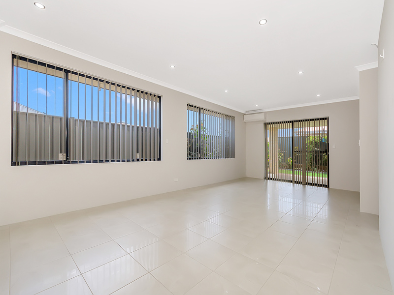 Listing image for 11 Woodloes Street, Piara Waters  WA  6112