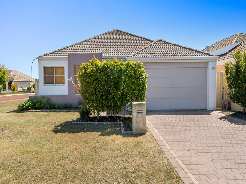 1 Abbotsdale Way, Southern River WA 6110