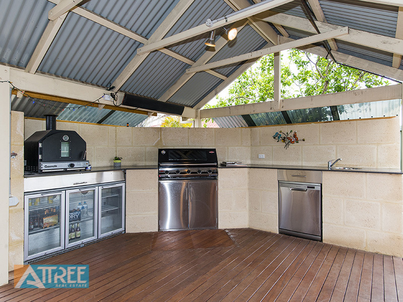 Listing image for 14 Pelham Gardens, Canning Vale  WA  6155