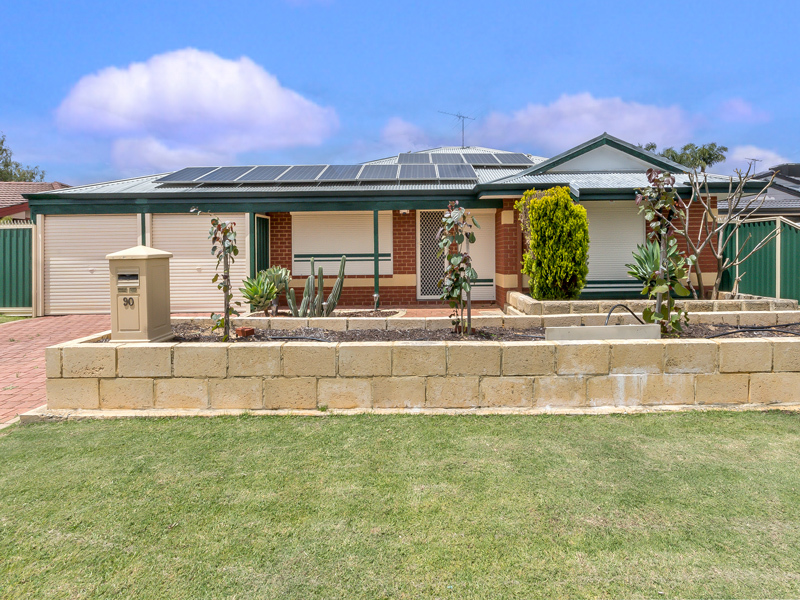 90 Brown Crescent, Seville Grove WA 6112
