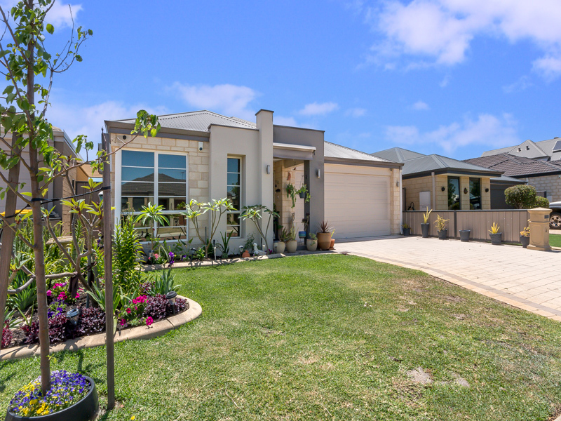 19 Bottrell Way, Canning Vale WA 6155