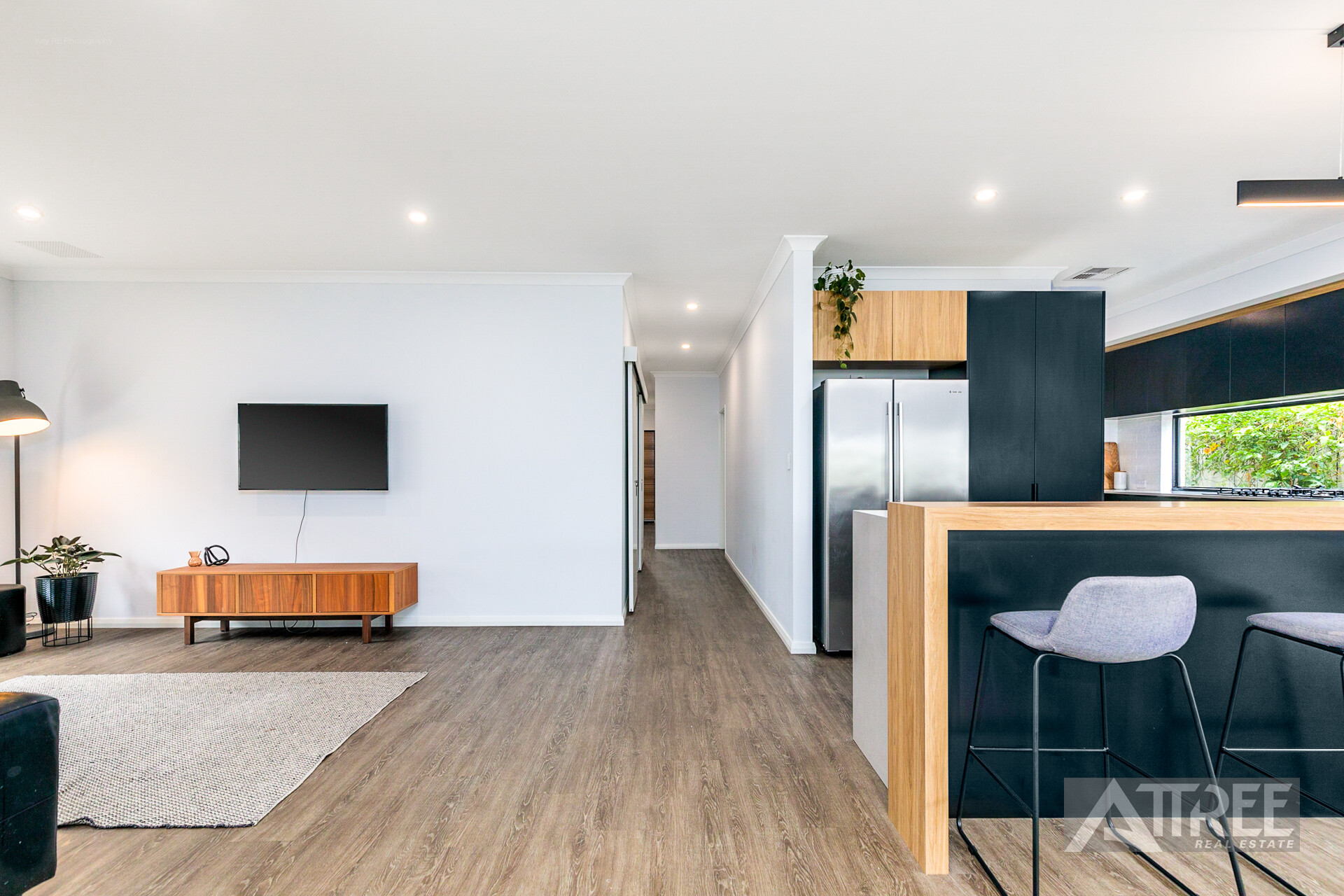 8 Sorrento Road, Piara Waters WA 6112