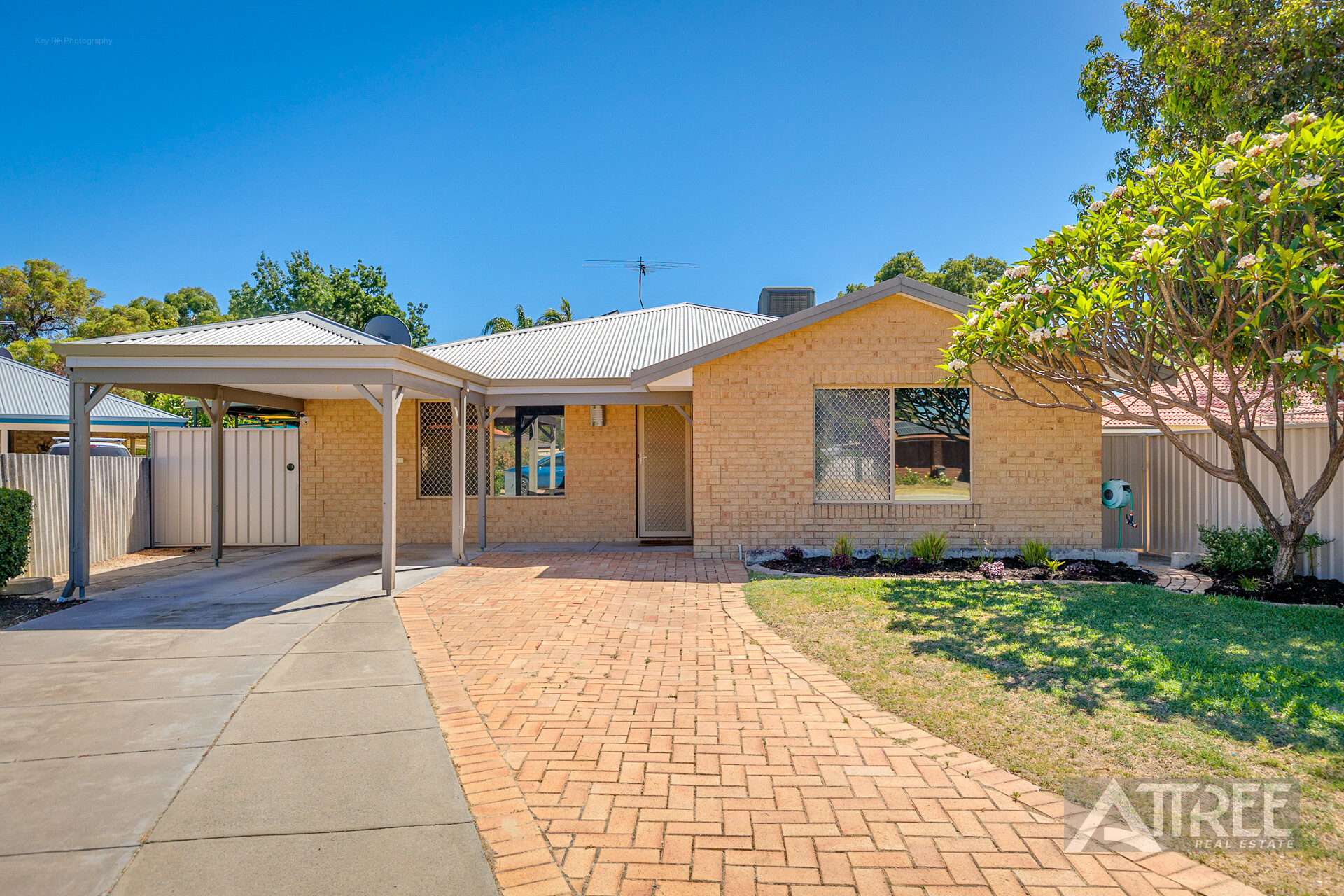 Listing image for 15 Wyton Place, Gosnells  WA  6110