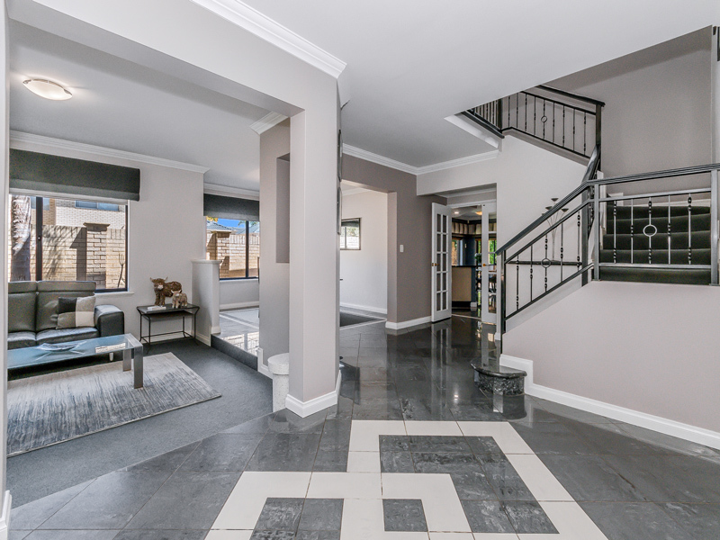 Listing image for 12 Luton Court, Canning Vale  WA  6155