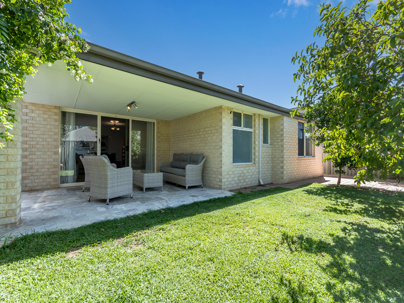 Listing image for 5 Sachem Bend, Piara Waters  WA  6112