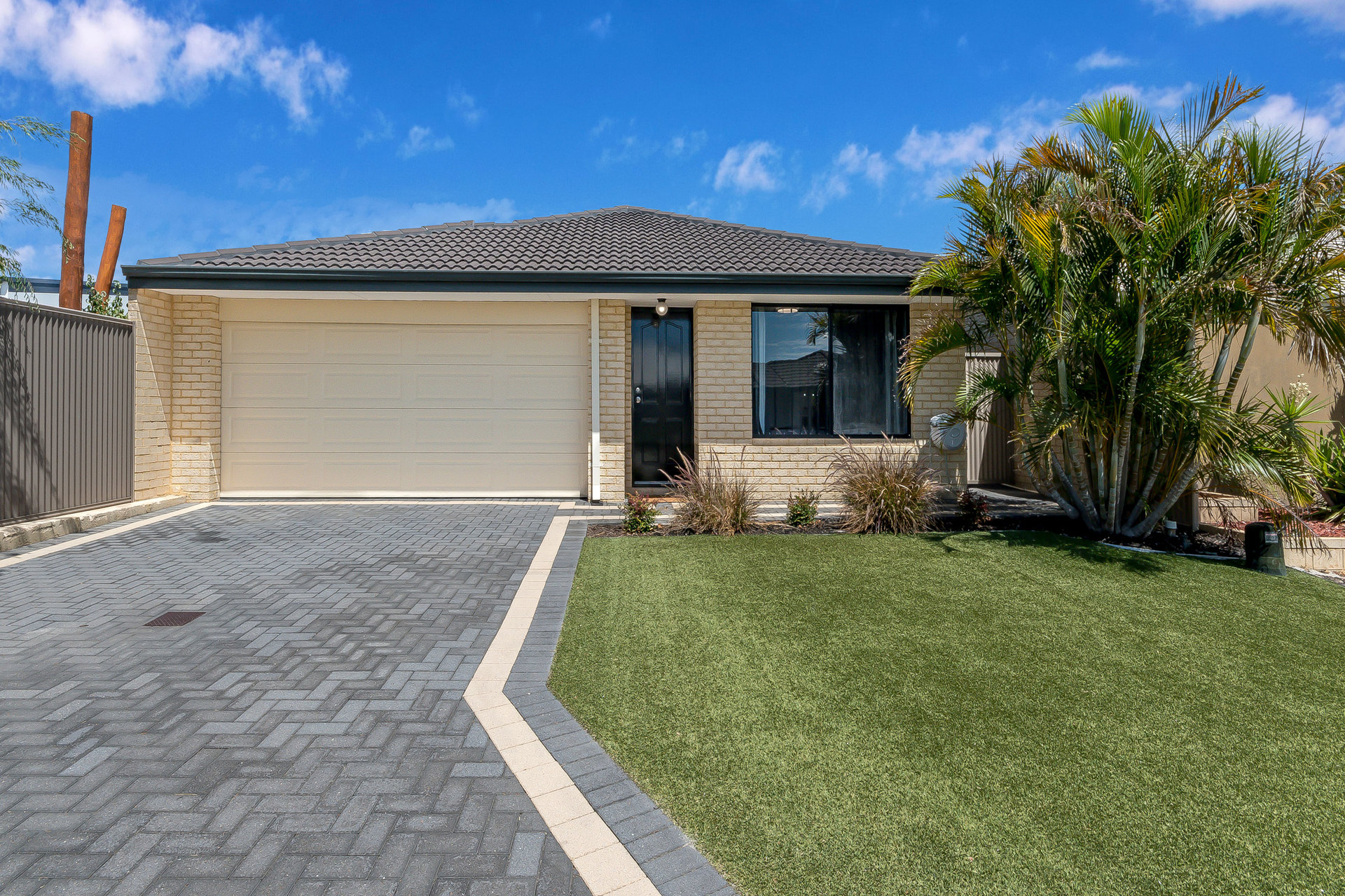10 Grandis Bend, Southern River WA 6110