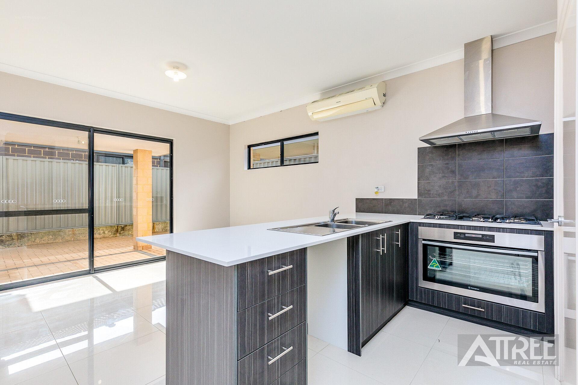 Listing image for 6 Tompkins Way, Harrisdale  WA  6112