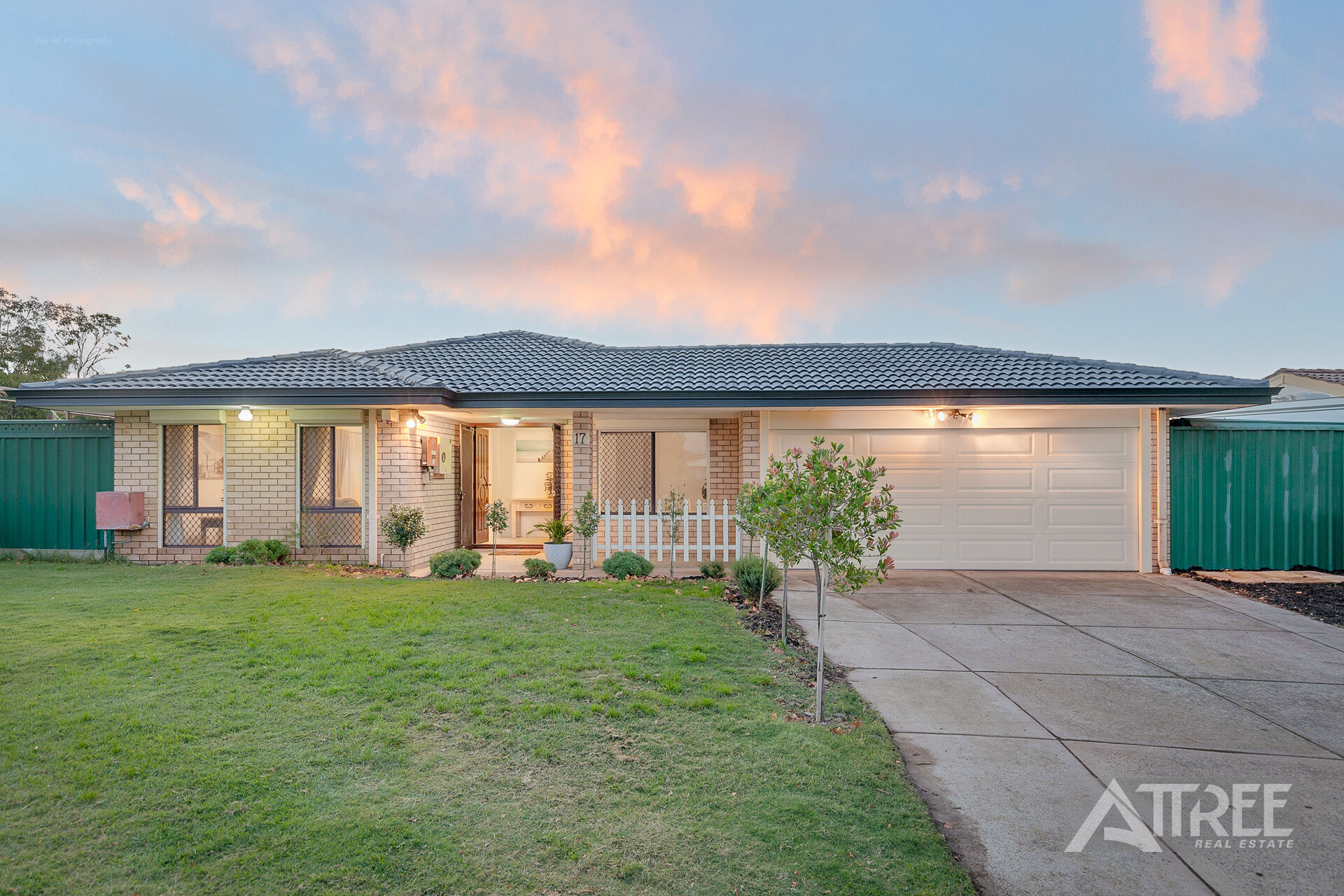 Listing image for 17 Amber Way, Thornlie  WA  6108